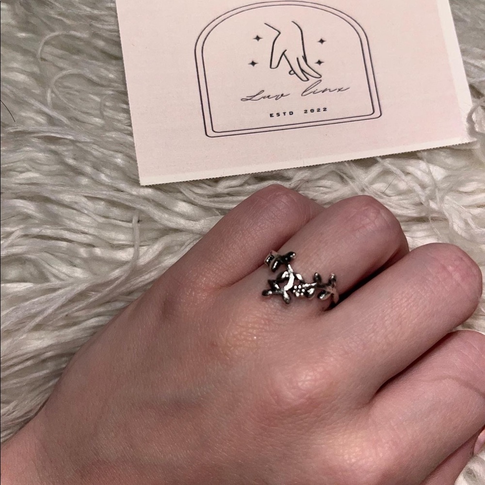 Olive Vine Silver Ring